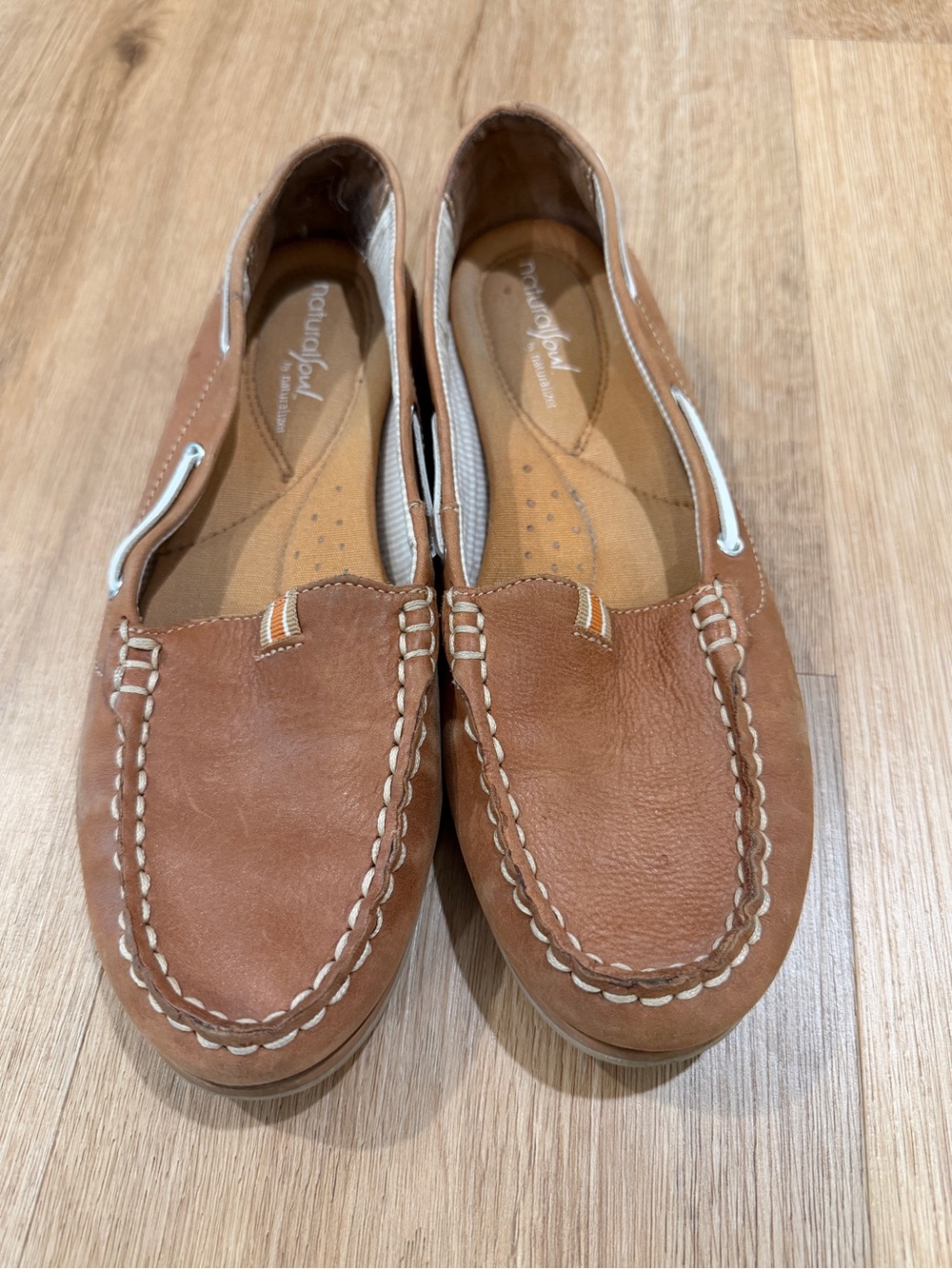 Naturalizer Women's Brown Leather Driving Moccasins